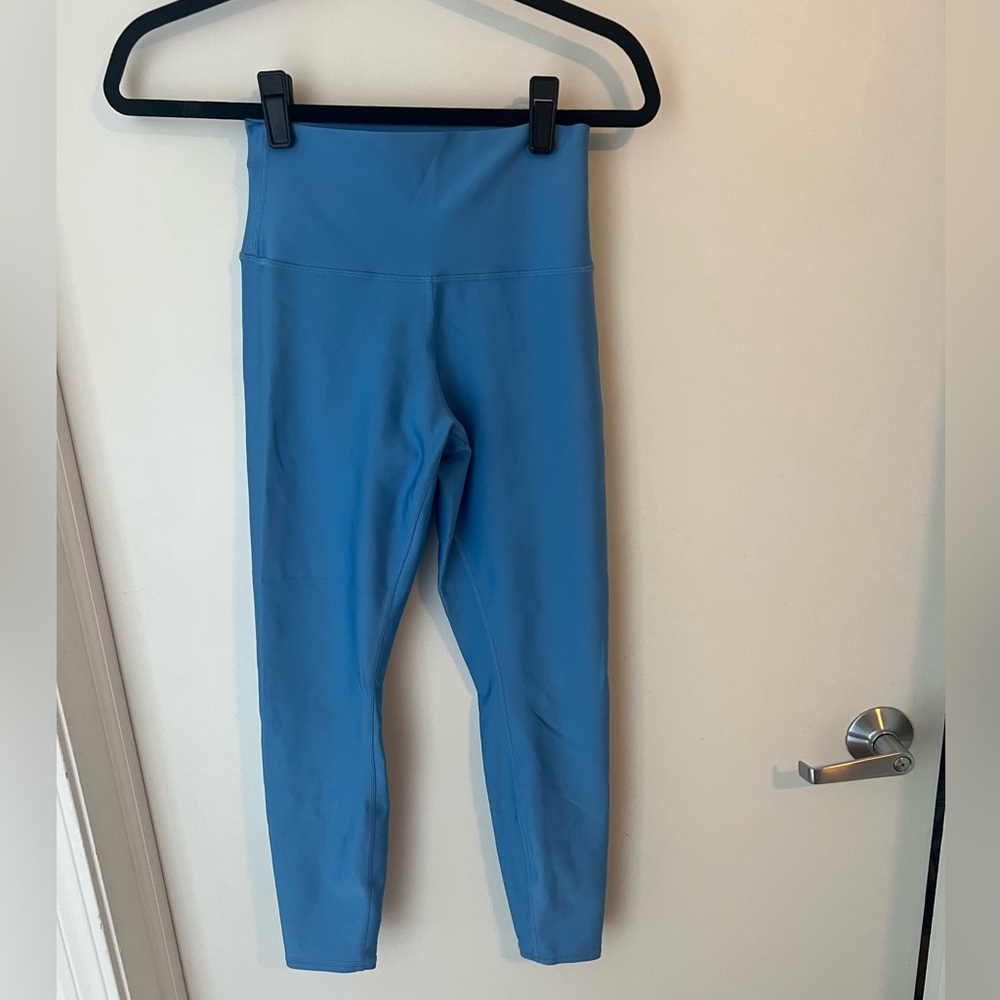 Alo Yoga 7/8 High-Waist Airlift Legging